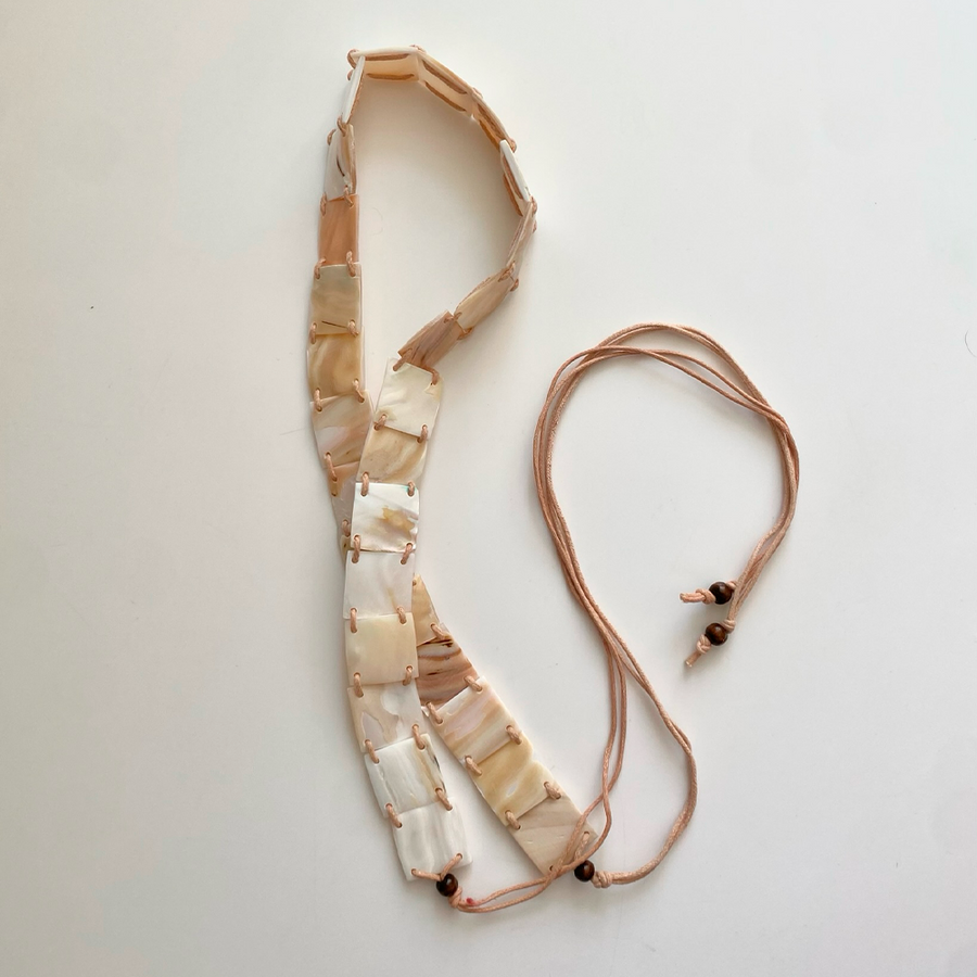 SHELL BELT / WHITE
