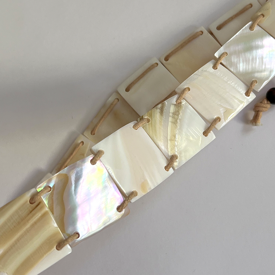 SHELL BELT / WHITE