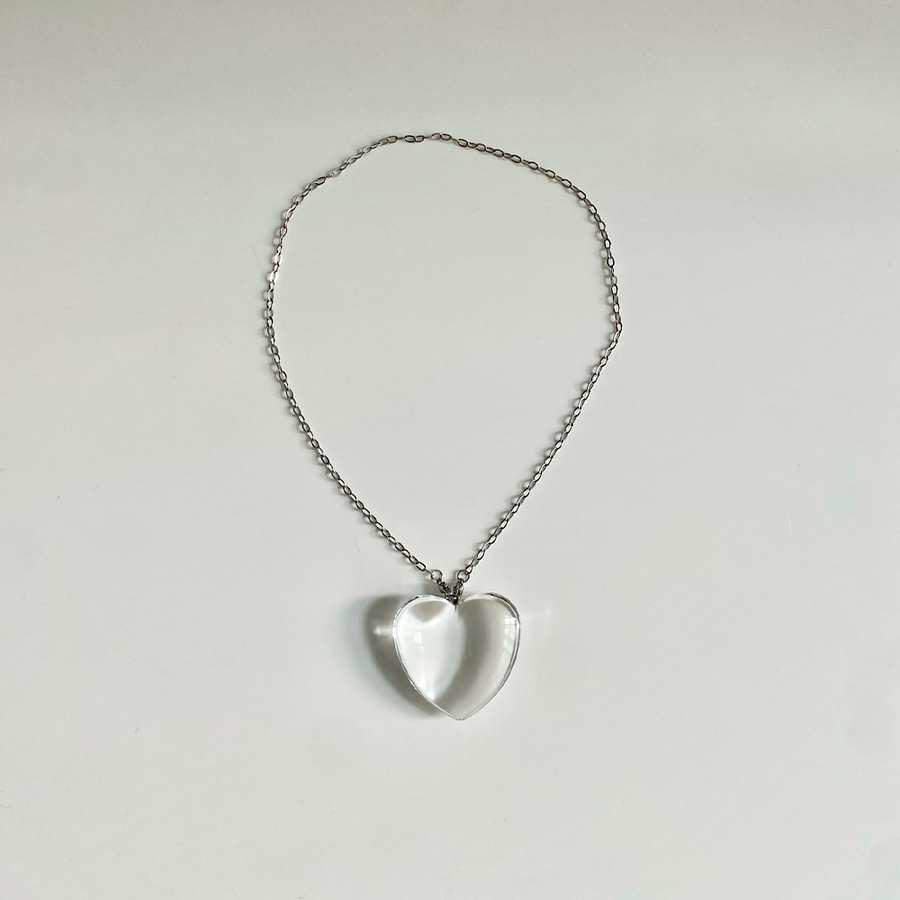 SMALL HEART NECKLACE / CLEAR